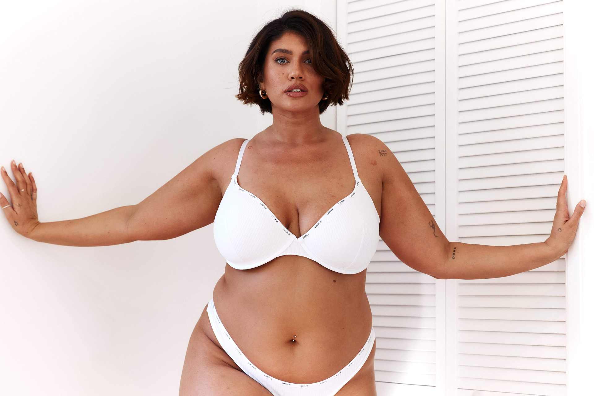 通过集成应用来帮助管理邮件和发布产品，Lounge Underwear 可以在扩张的同时自定义其 Shopify 商店。Lounge Underwear 