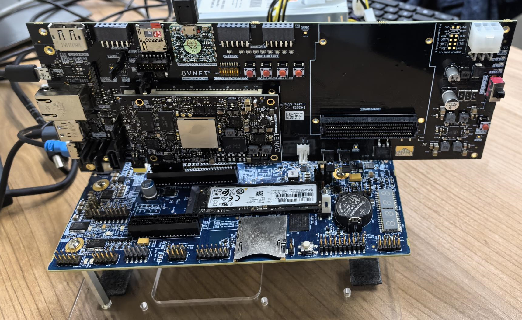 AMD R2000 R2544 + UltraZed Board