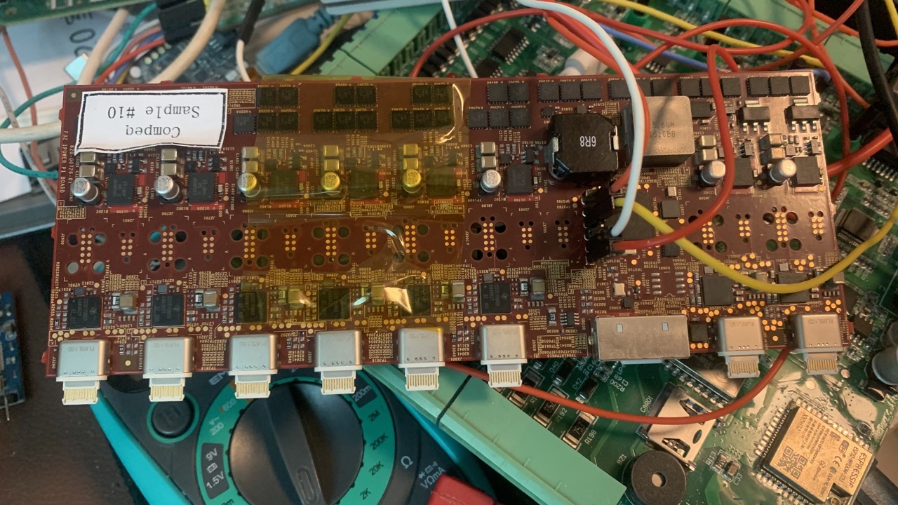 做工上佳的苹果PD电源测试主板