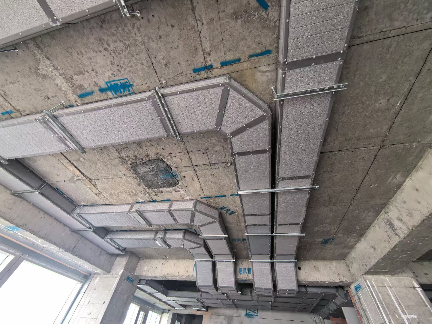 18E70A091A24D556C01E5D503F8696FF