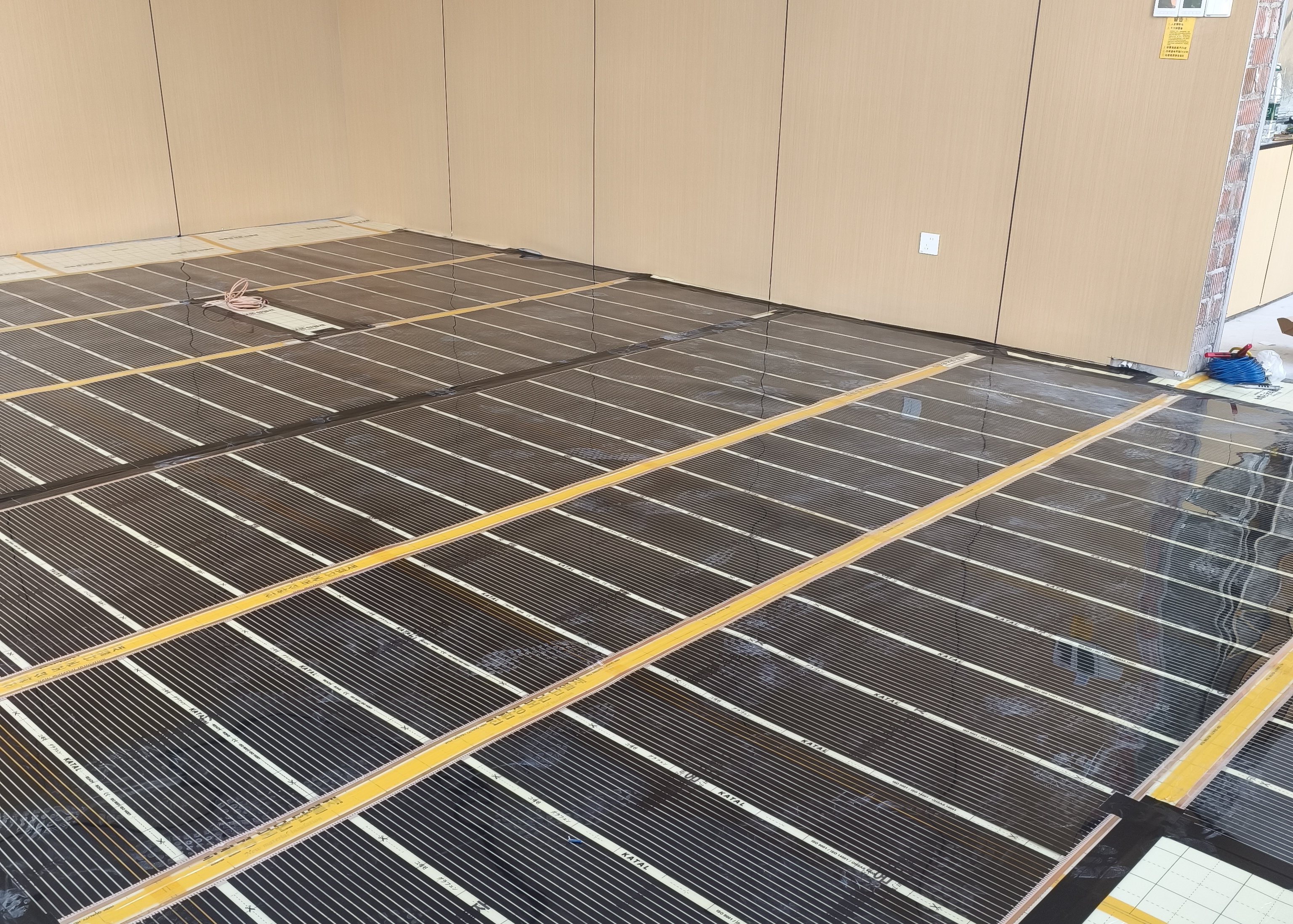 DD3EDA912B0623282351F7278264865D