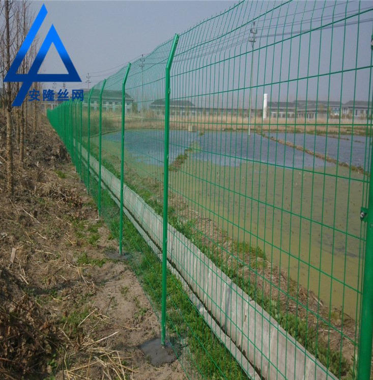 F5C1465E37158148E829467FDD8A1878