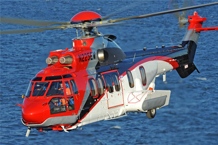 Ec225