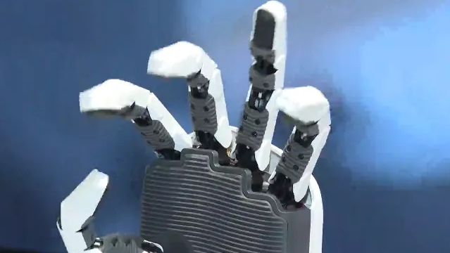 搜维尔科技：从“灵动脸”到“灵巧手”，人形机器人产业加速“进化”