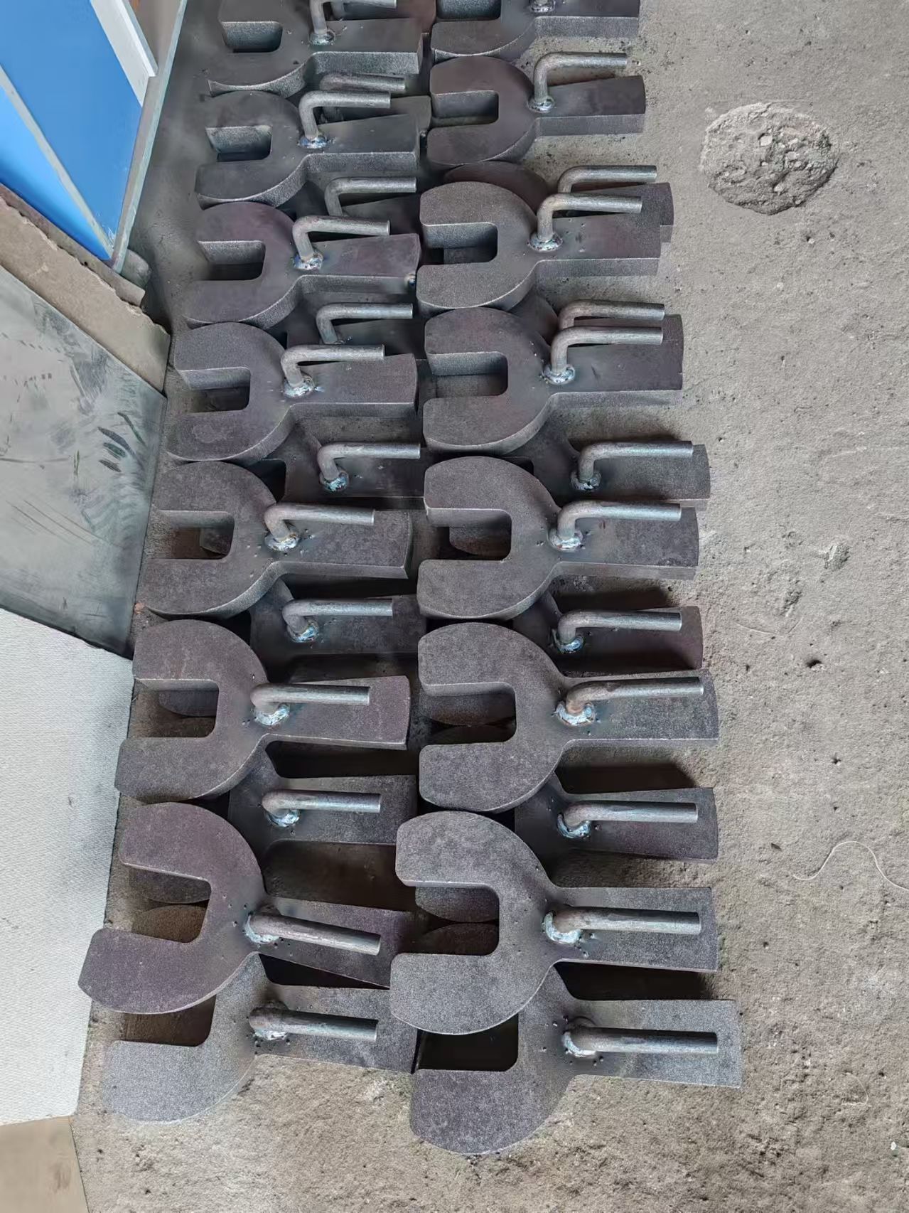 2b531d3e6b9d7bfd5018b032c3a5cf53