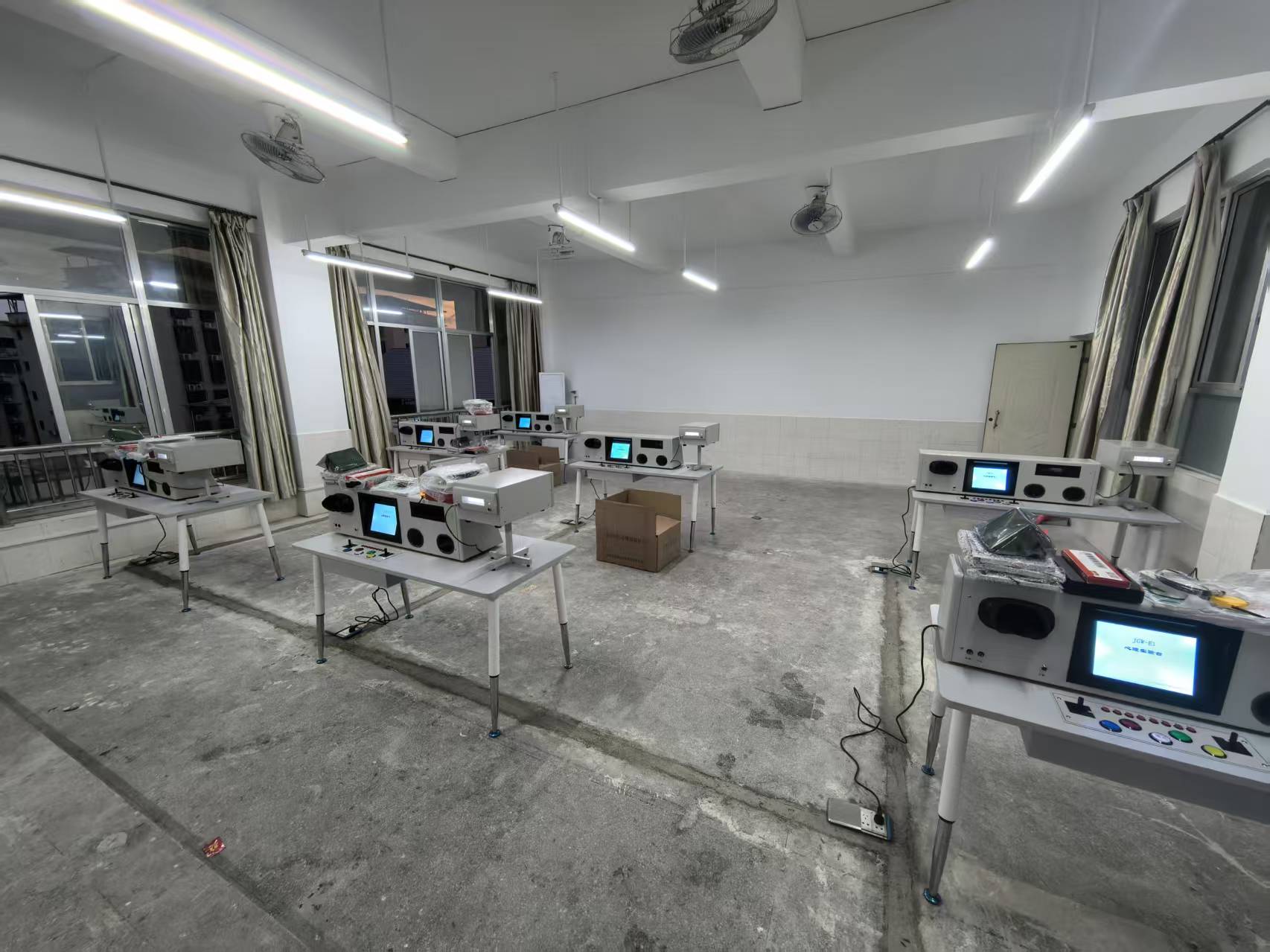 EB60ED6A9DC67C88586680B0B083D044