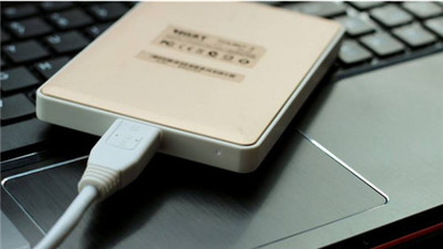 硬盘突然不识别是什么原因