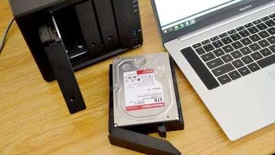 群晖NAS亮黄灯是什么原因