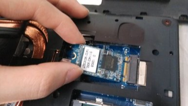 固态硬盘接入电脑没有反应