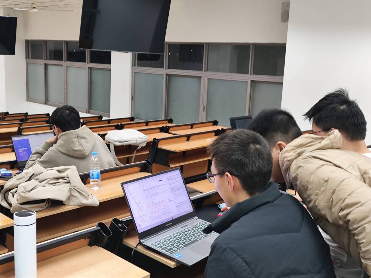 ab63b369f1b4764c460685d69980bc5c_720