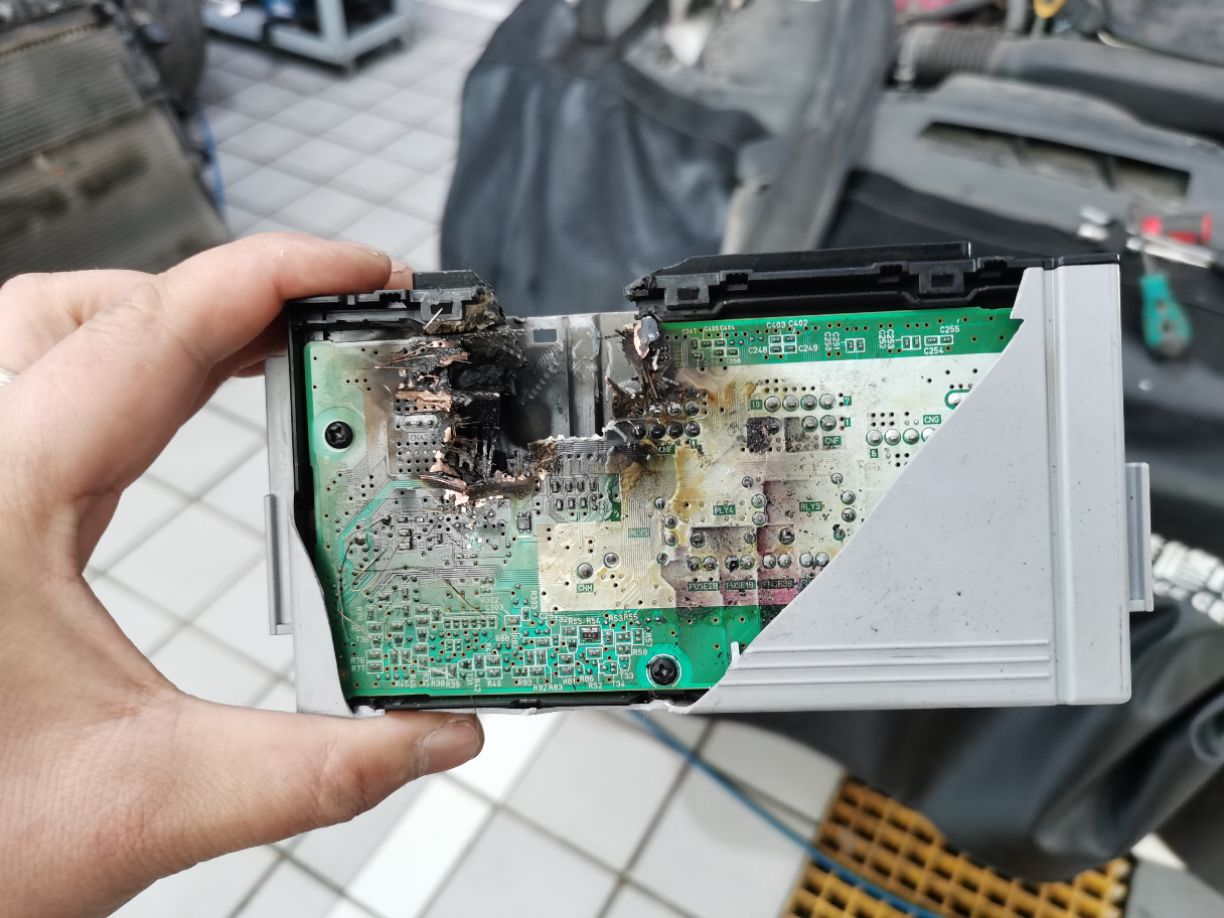 2a9af899e1639115d43979bbeb54af63