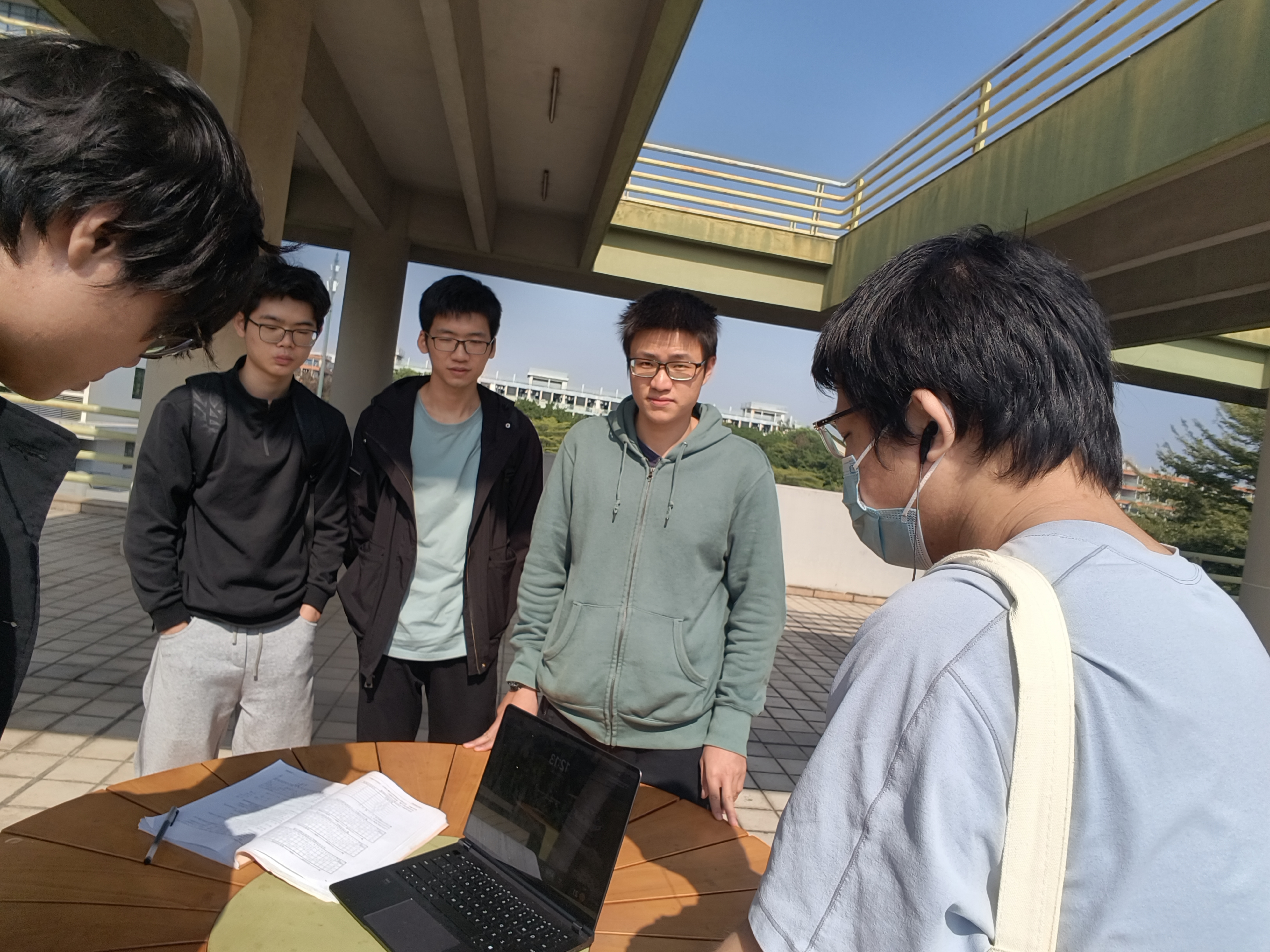 mmexport1764773325842