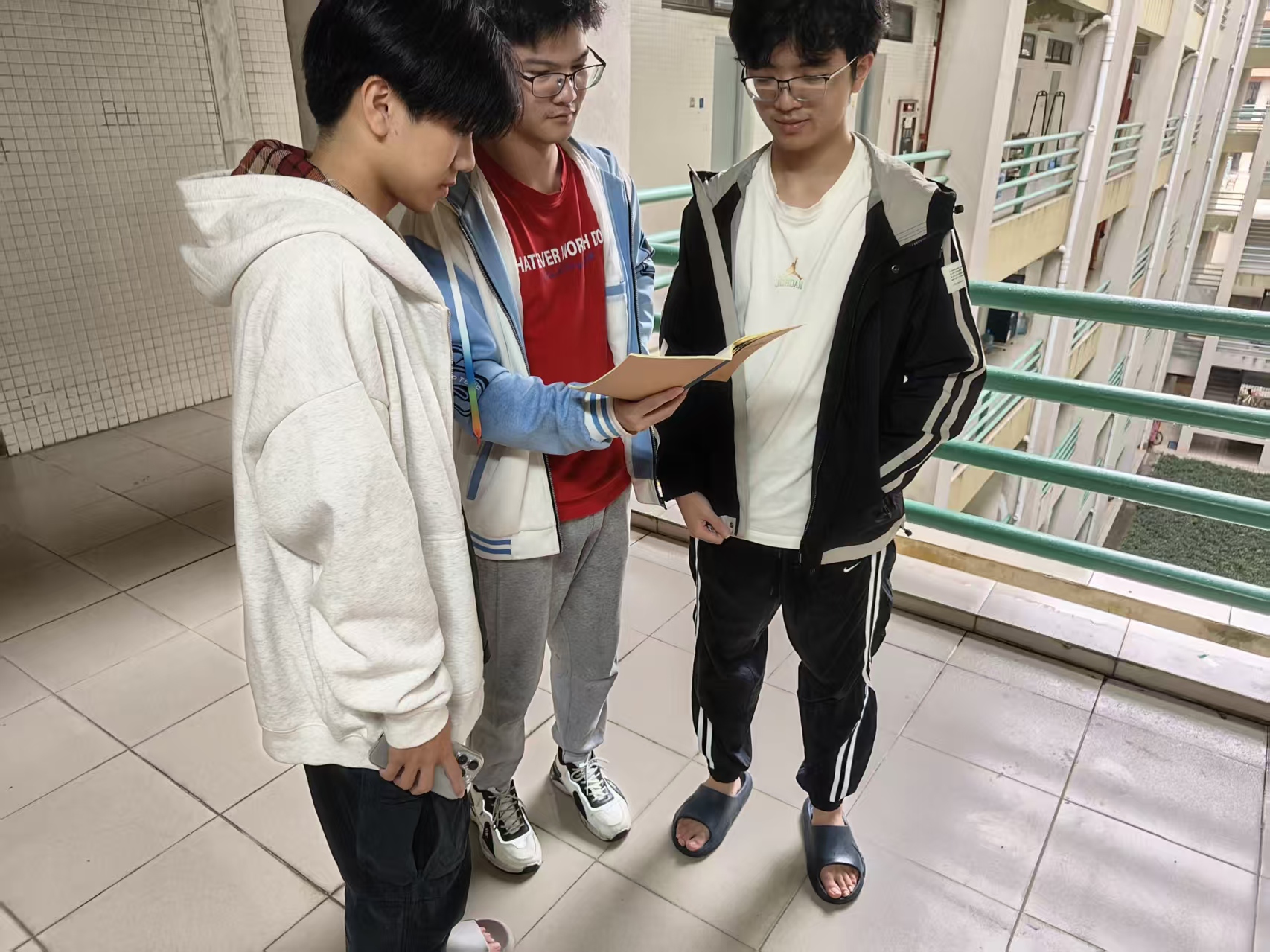 66e7d8c94e64c34494e184171ad869aa