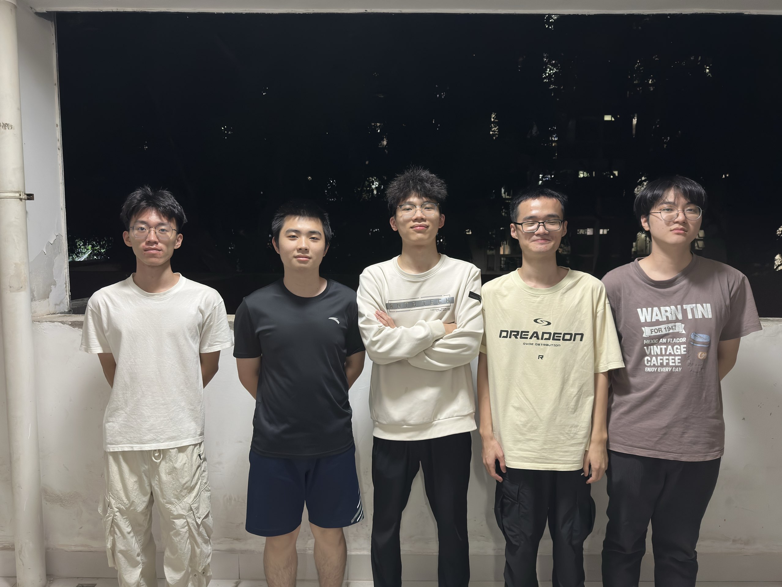 FE2277BDA44F1300EB156EE0453F6108