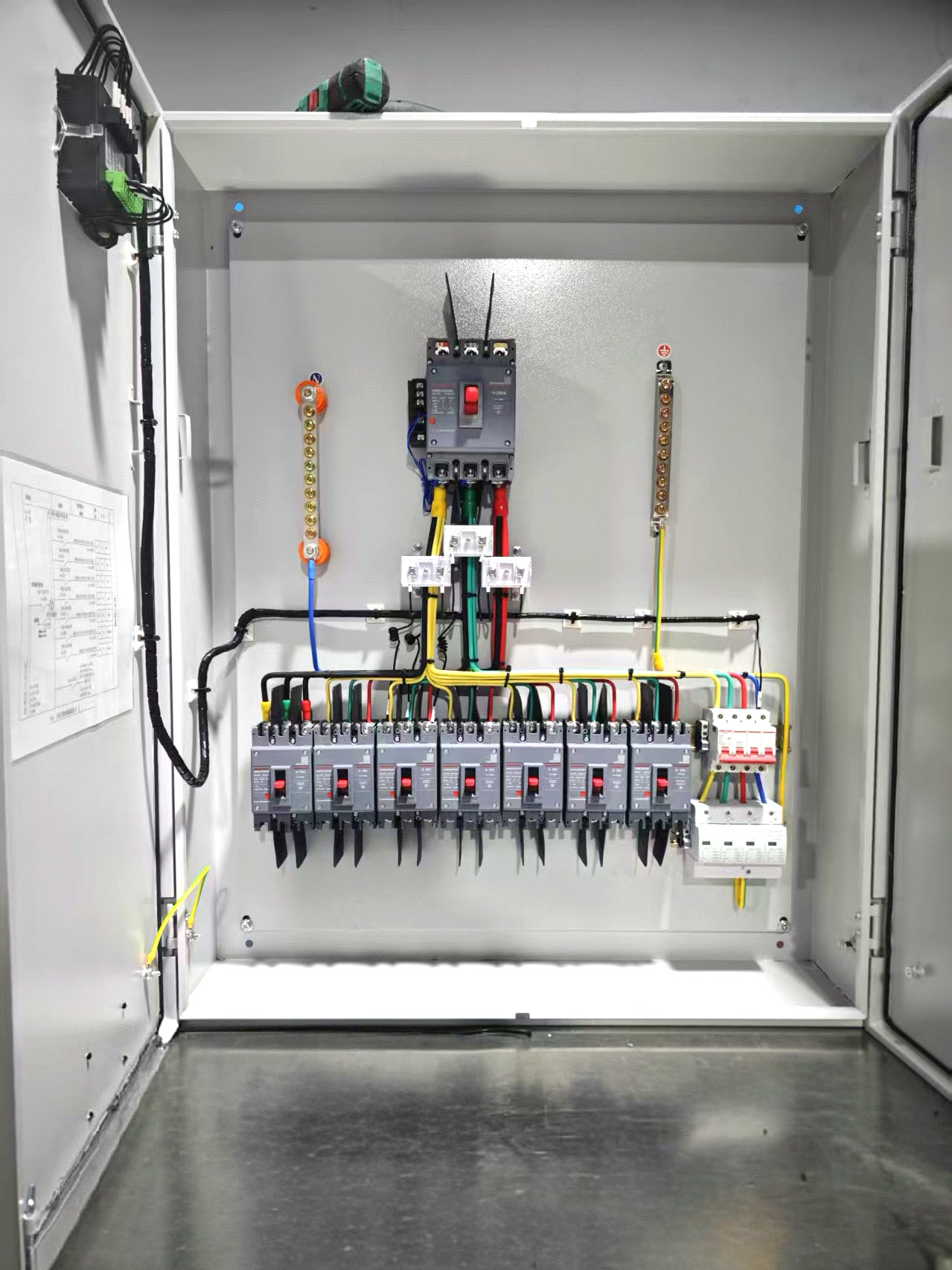 2025年配电柜品牌怎么选