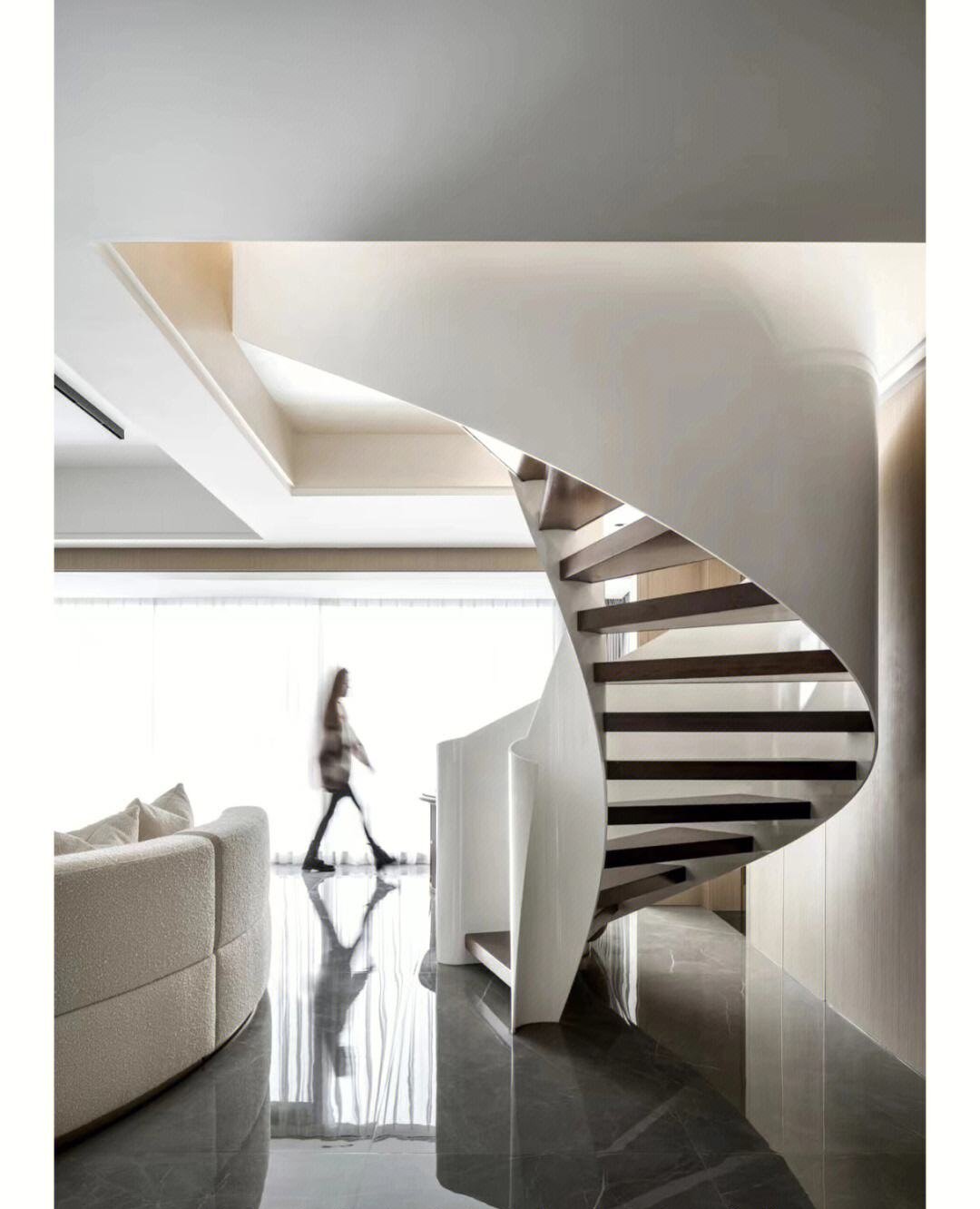 现代旋转楼梯应用