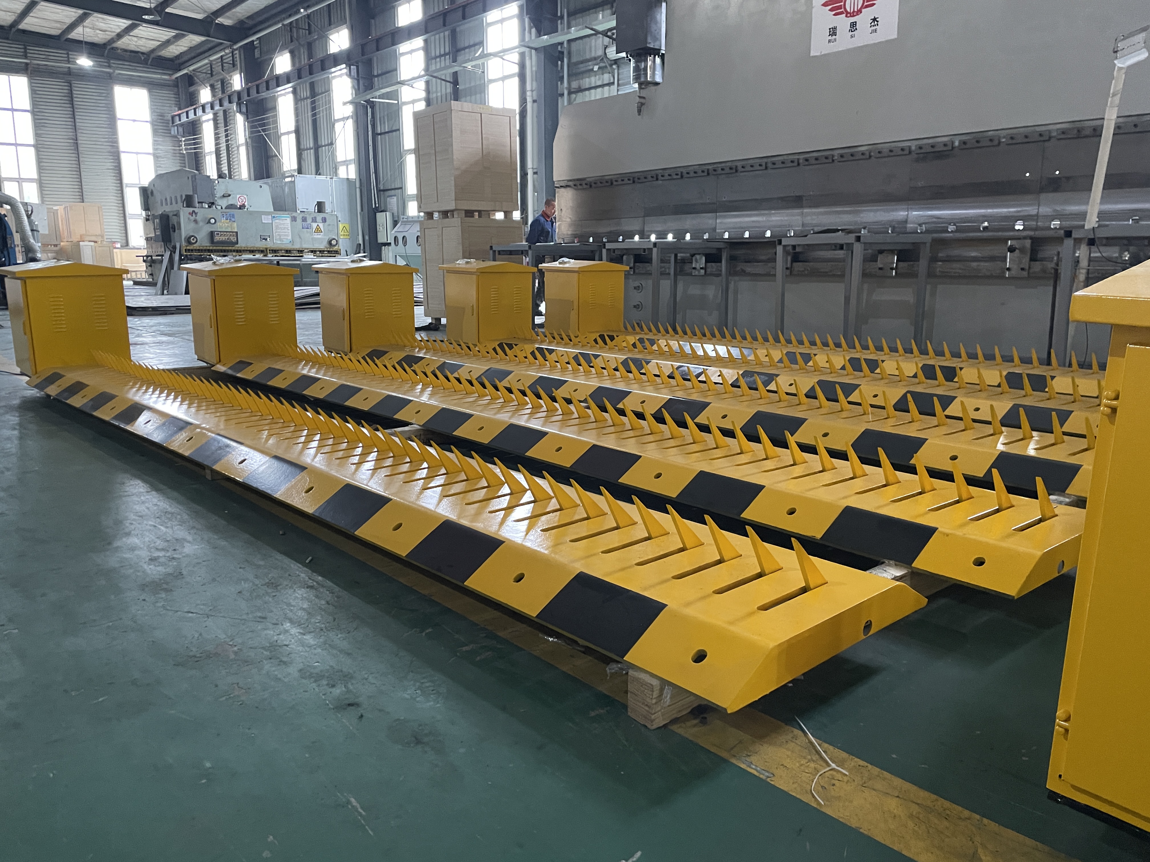 电动破胎器技术展示