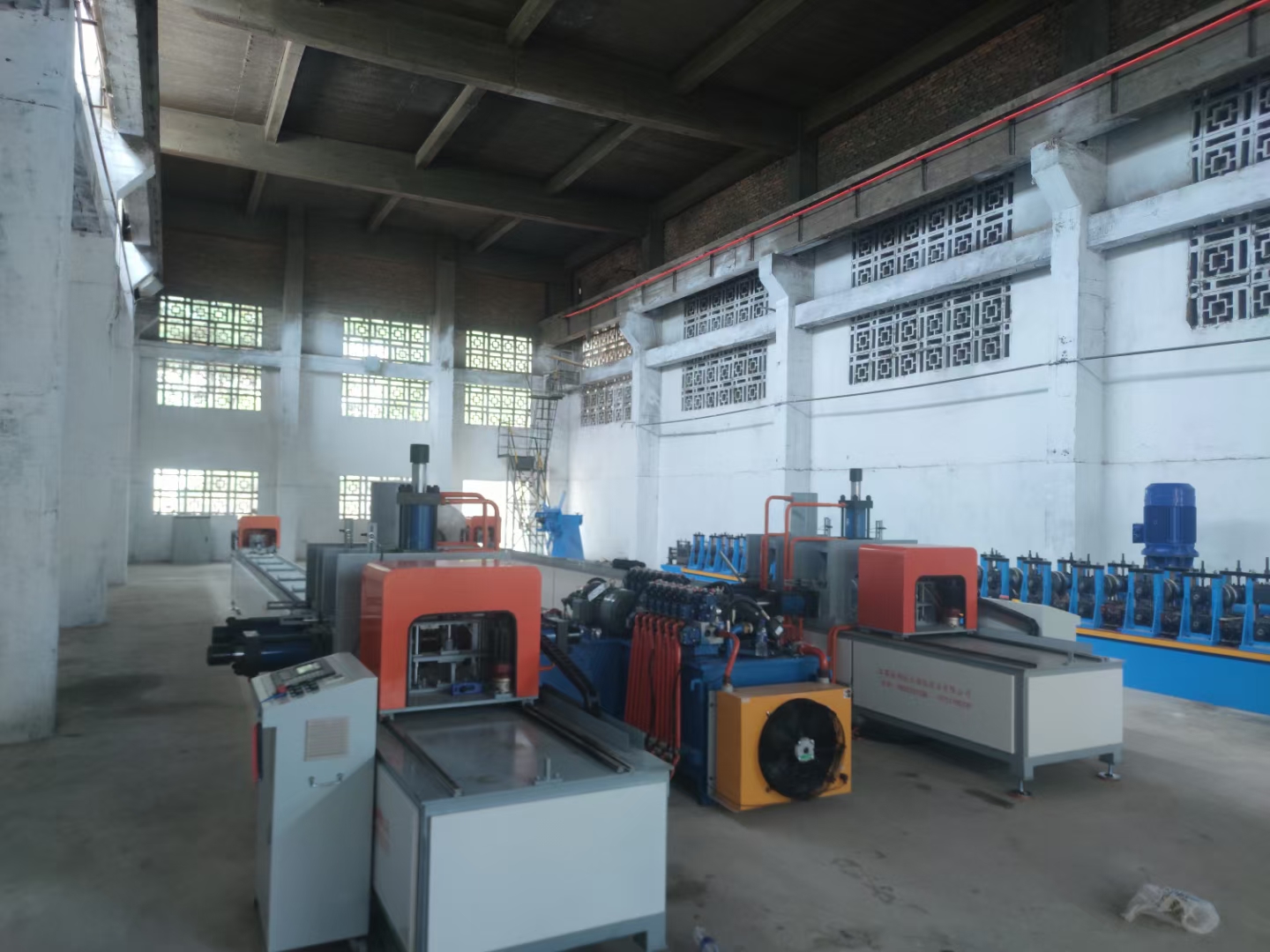 智能冲孔生产线