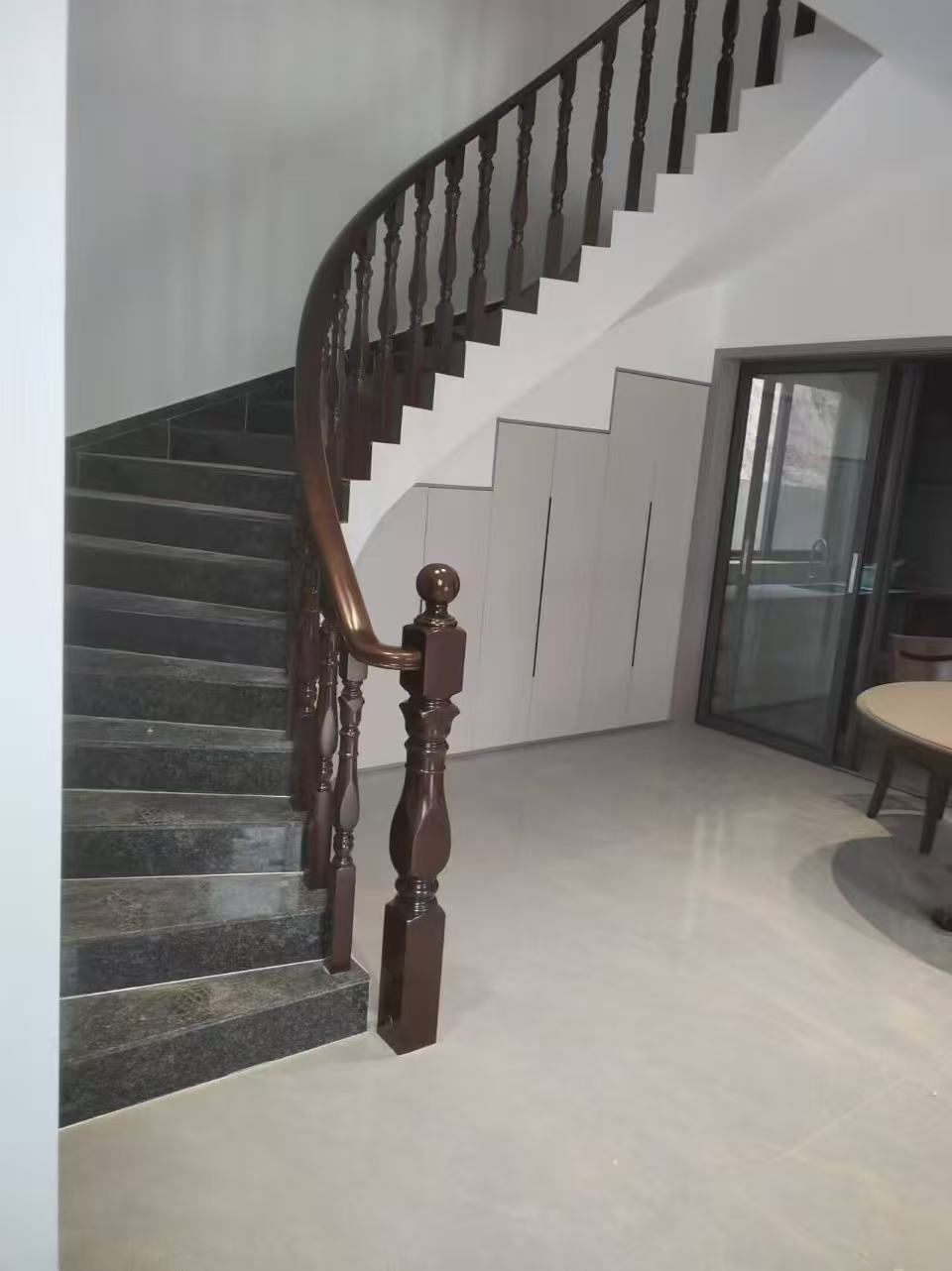 实木楼梯安装效果展示