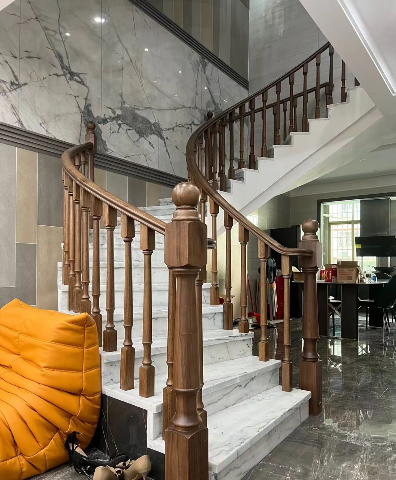 实木踏步安装效果