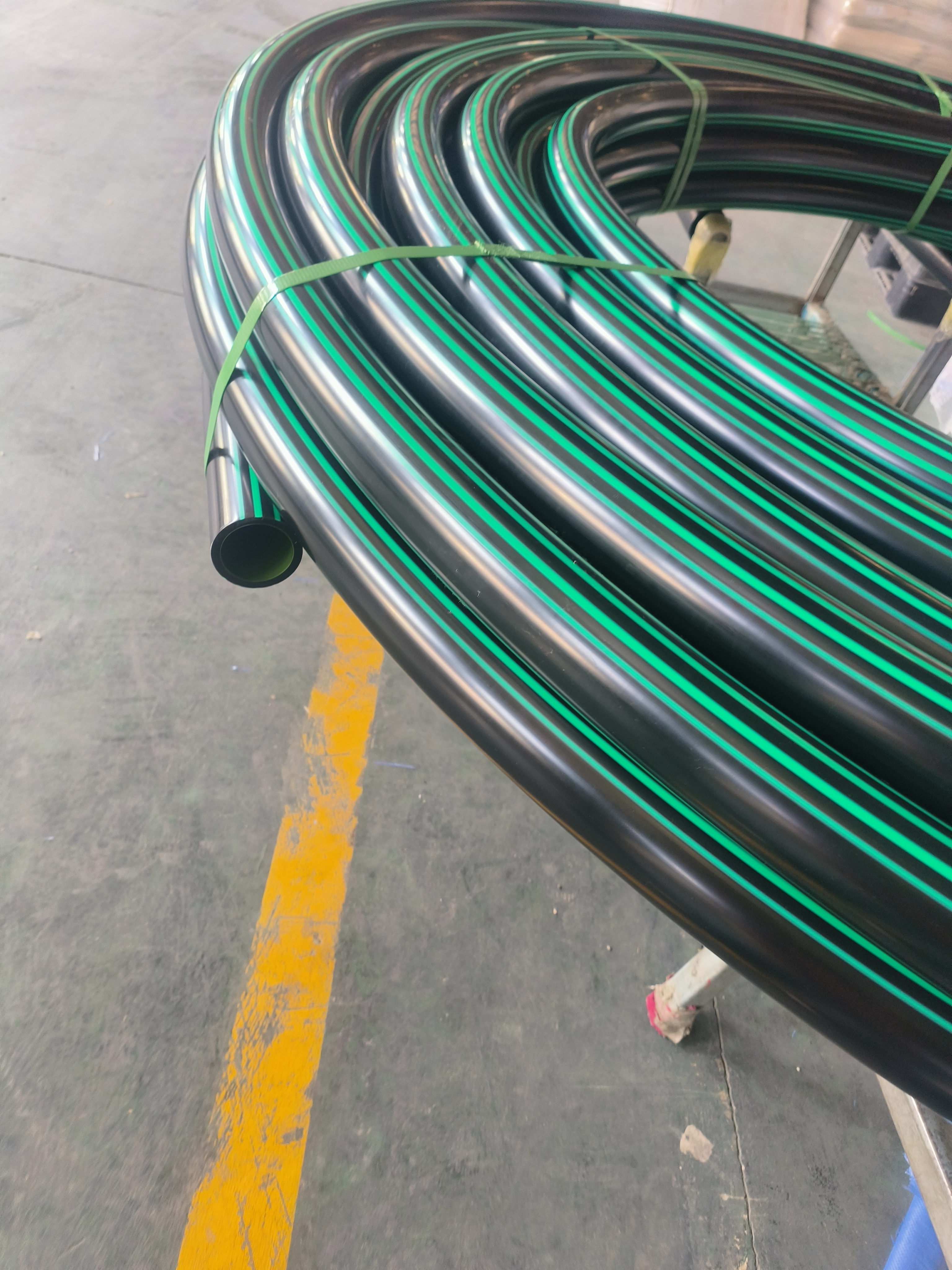 虹吸管生产车间