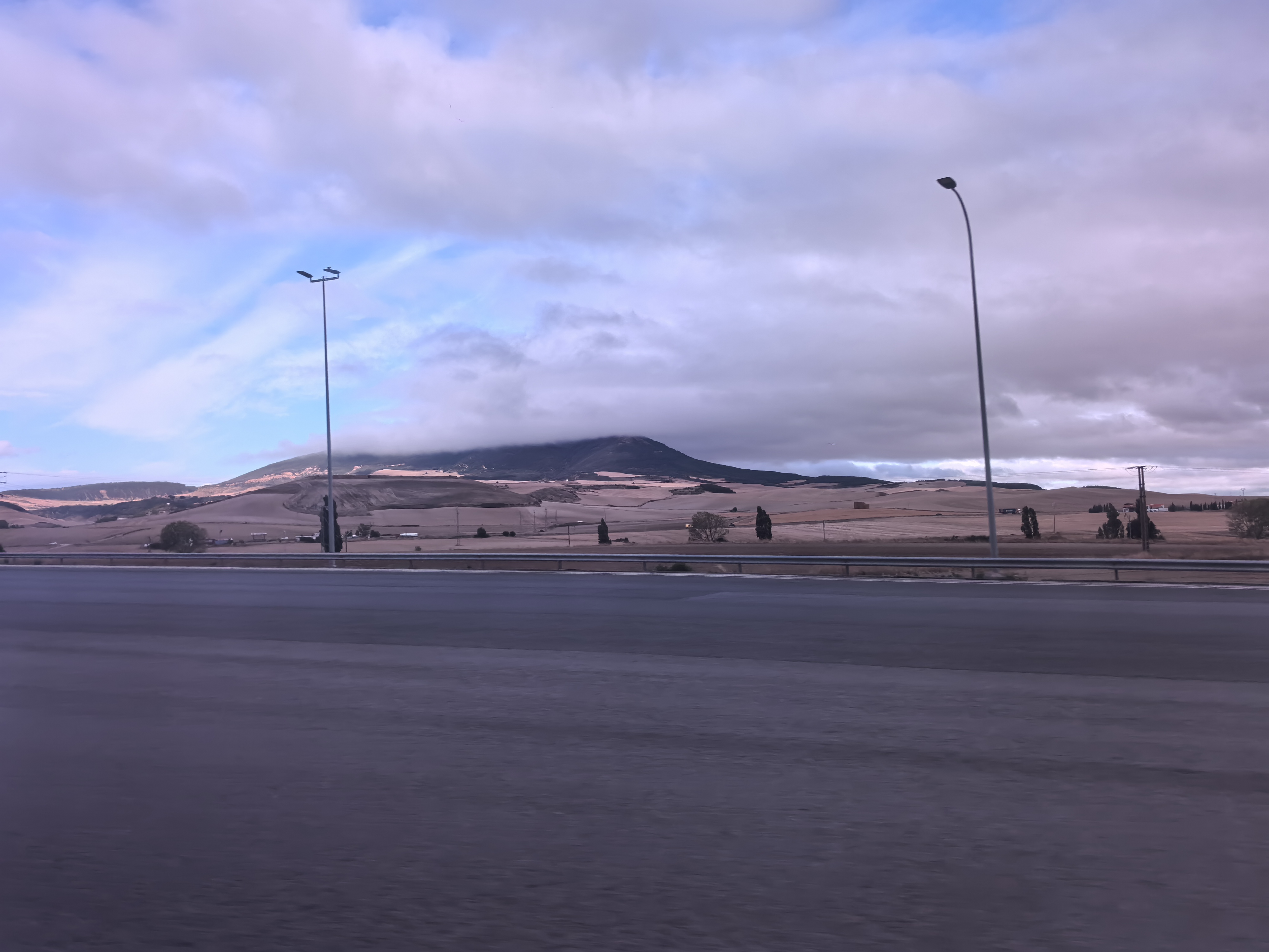 水力翻斗设备技术展示