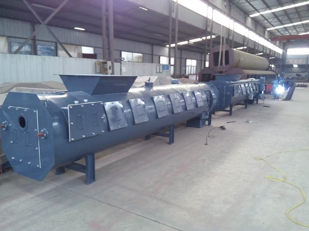 申克测控生产车间