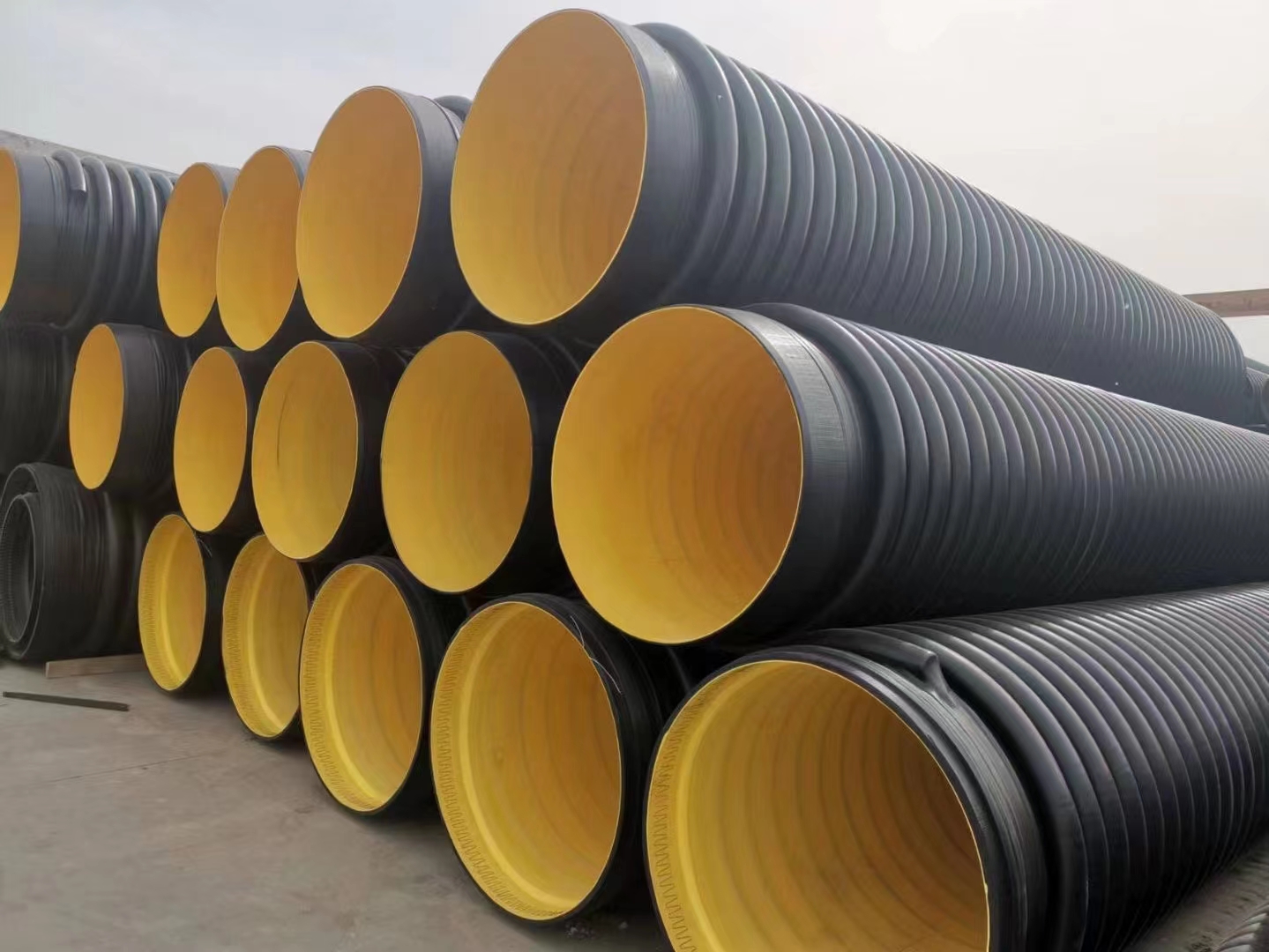 君青管业生产基地