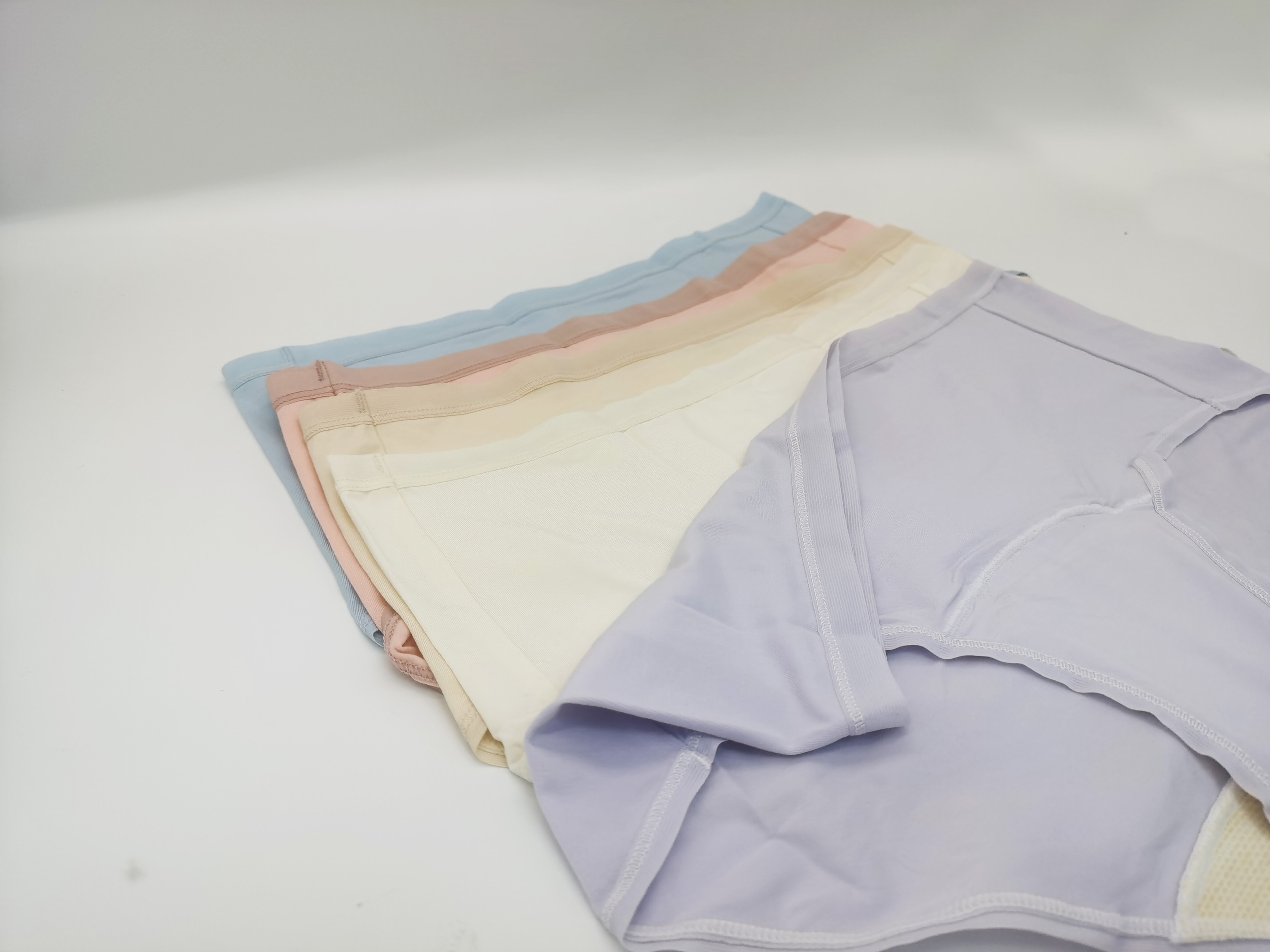 舒适女人内衣产品示例