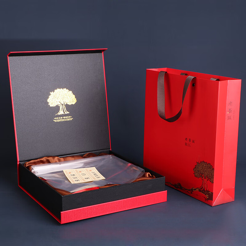 聚源达彩印生产车间一隅，展示了精密的印刷设备与整洁的生产环境