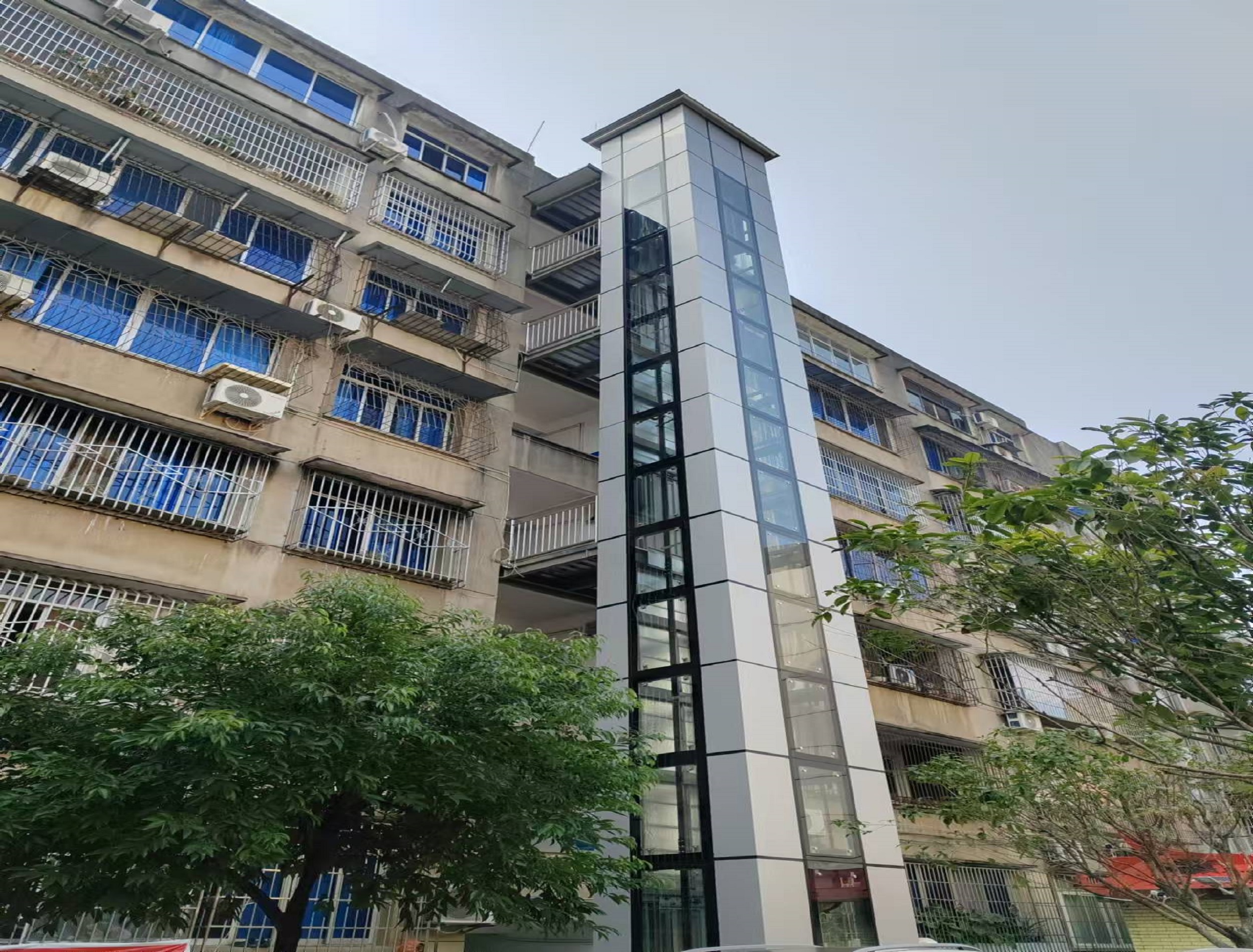 四川新图新电梯有限公司加装电梯项目实景图