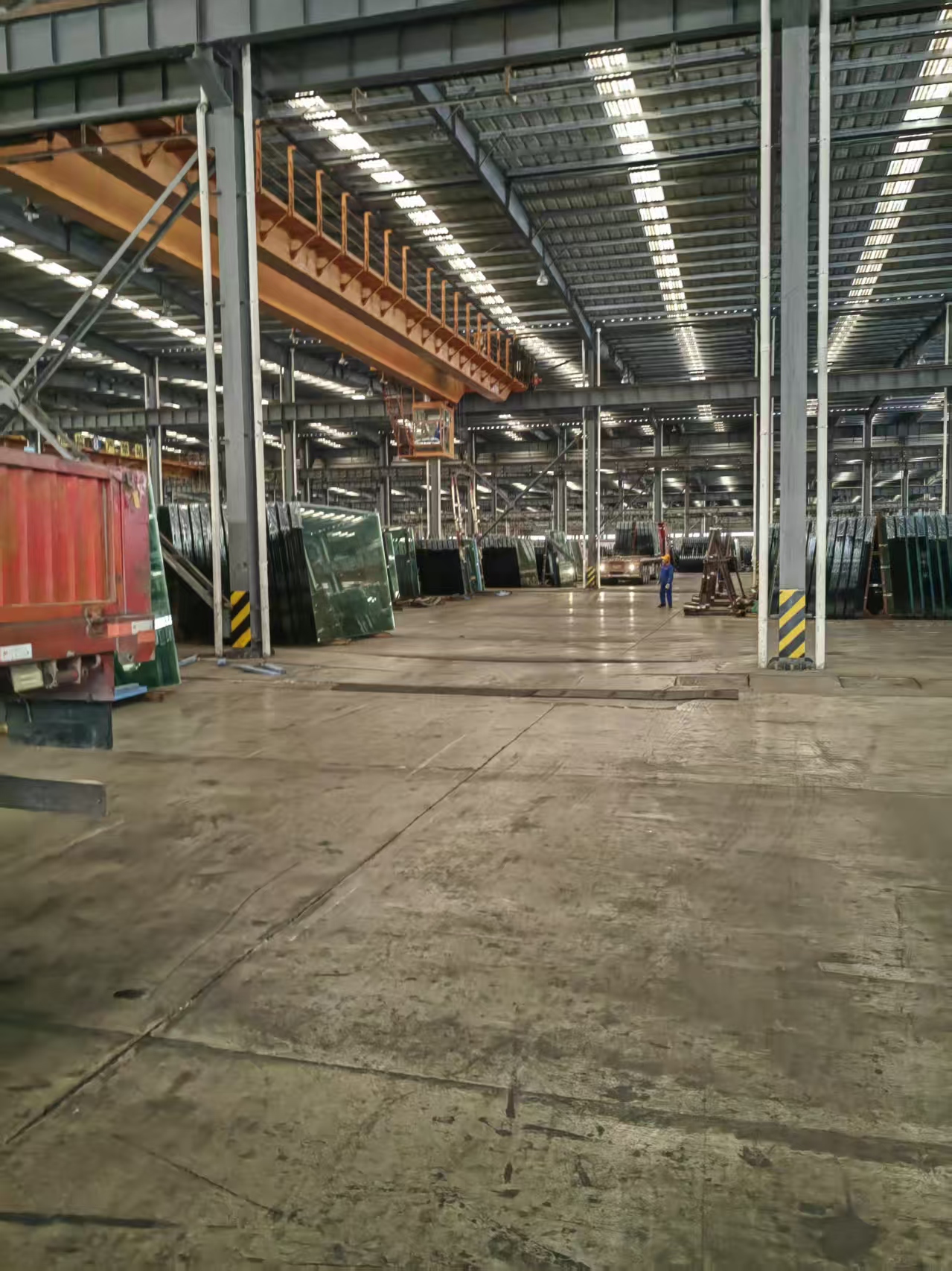 双宇伟业玻璃产品矩阵展示