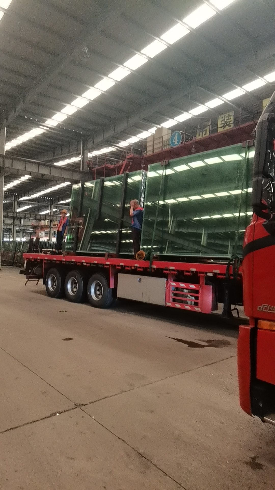 湖北双宇伟业玻璃贸易有限公司产品仓库实拍