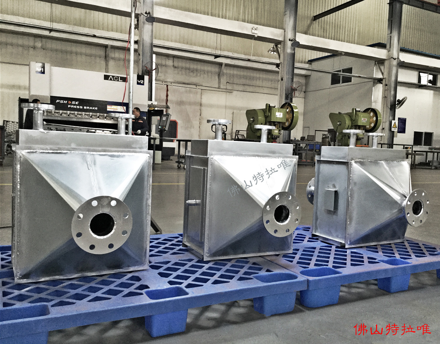 干式盘管空冷器核心部件生产车间实景