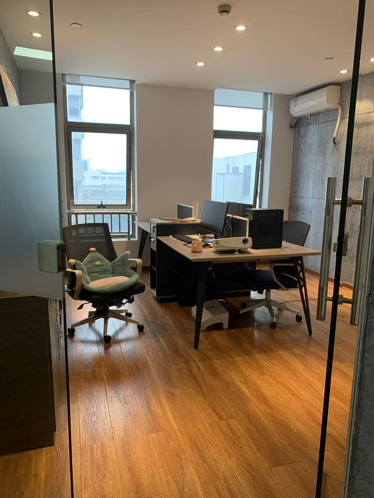 0897f98e723483c202340edddb2e6a3f_f399cc4f728476f7643c6edd792a32ff