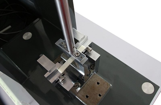 摆锤冲击试验机2