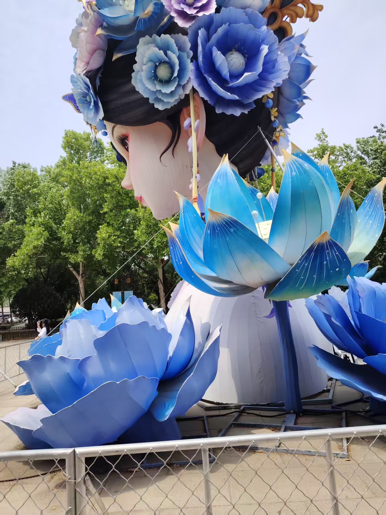 0278f3e092c5d28be3429679ab3801f7