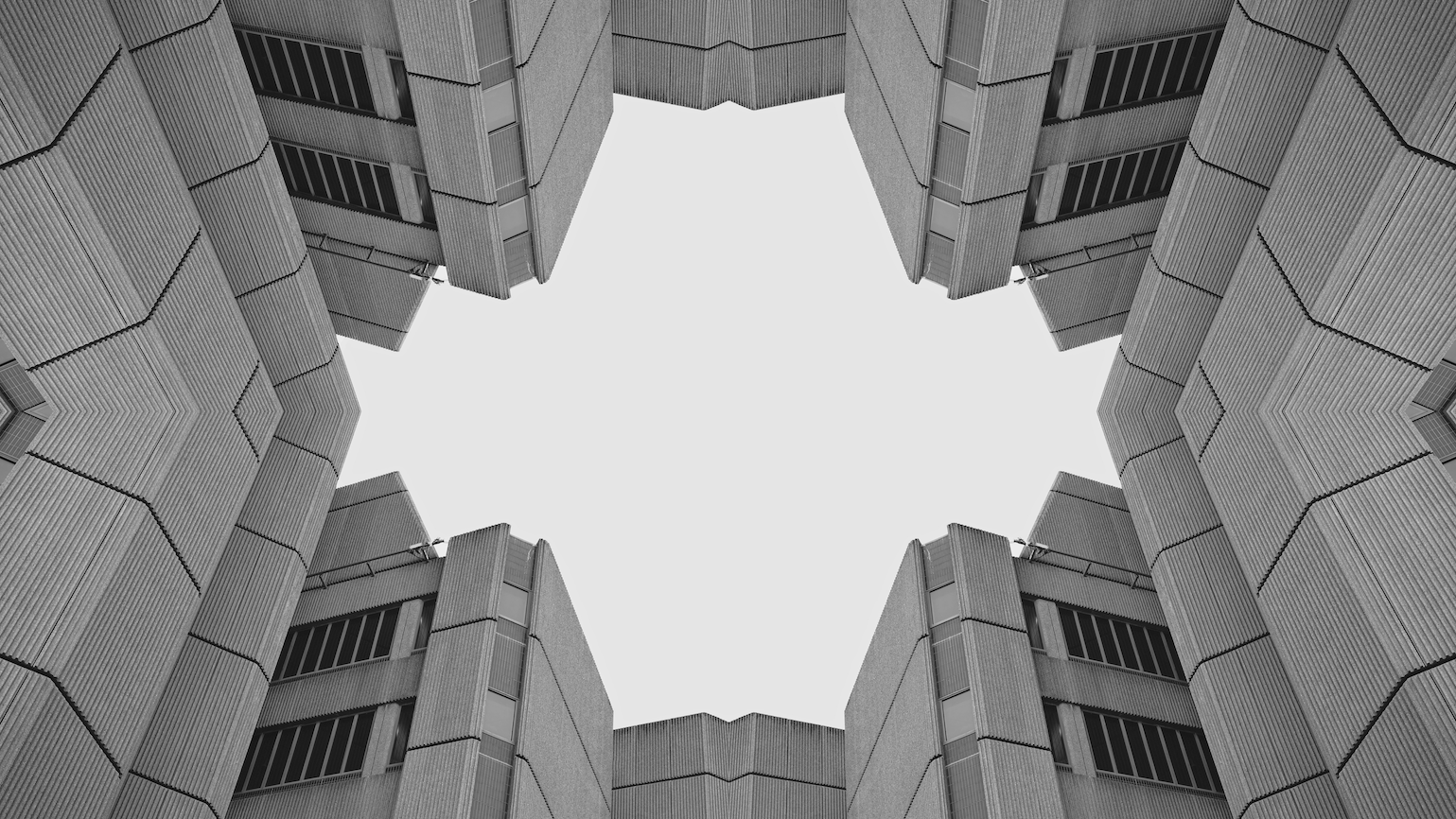 技术面：SpringCloud（SpringCloud有哪些组件，SpringCloud与Dubbo的区别）