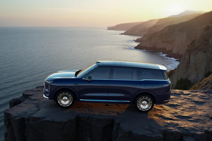 33.69 万元起，上汽旗舰·智己 LS9 正式开启预售以全球巅峰科技，颠覆 30 万级大六座 SUV 格局